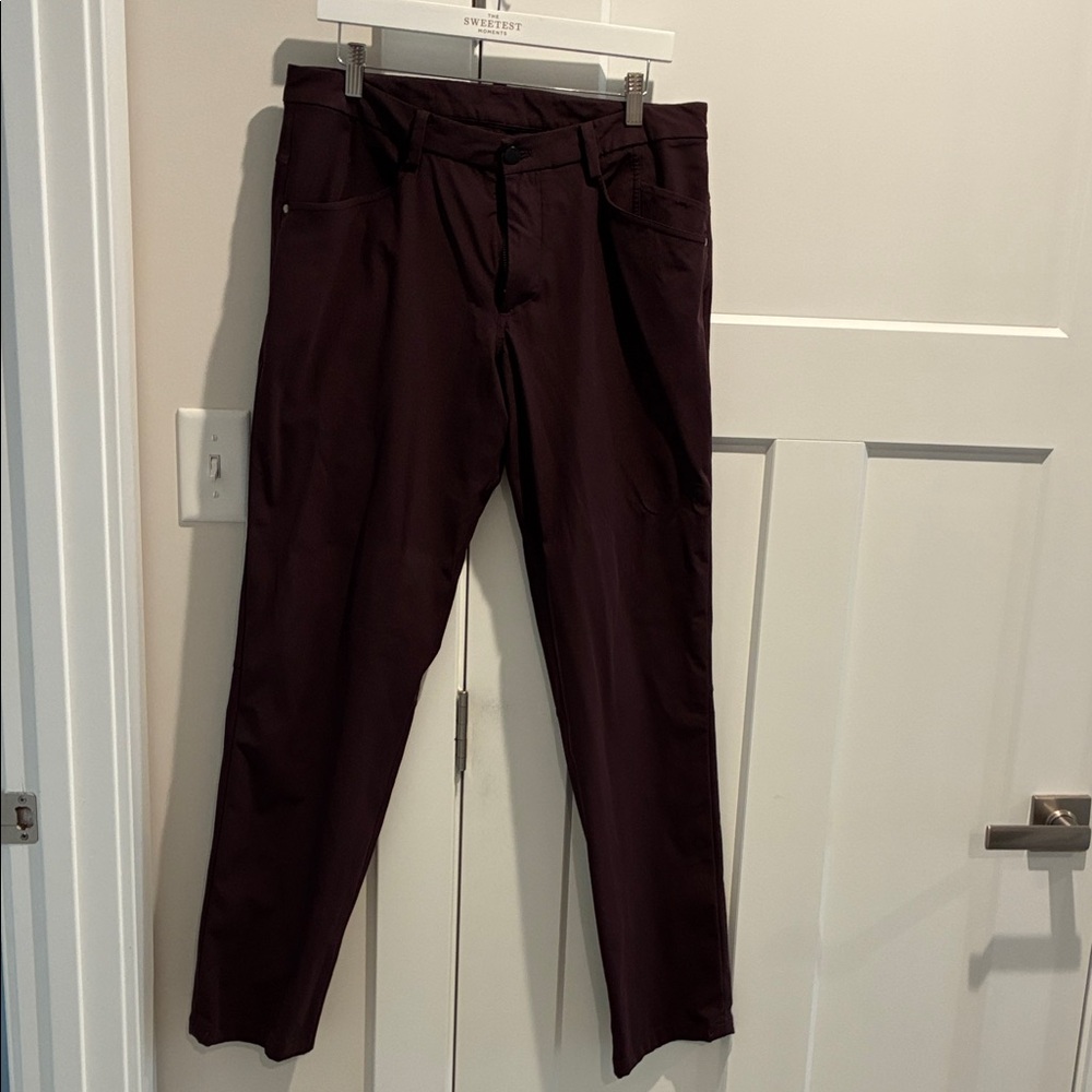 Lululemon Men's ABC Burgundy Pants